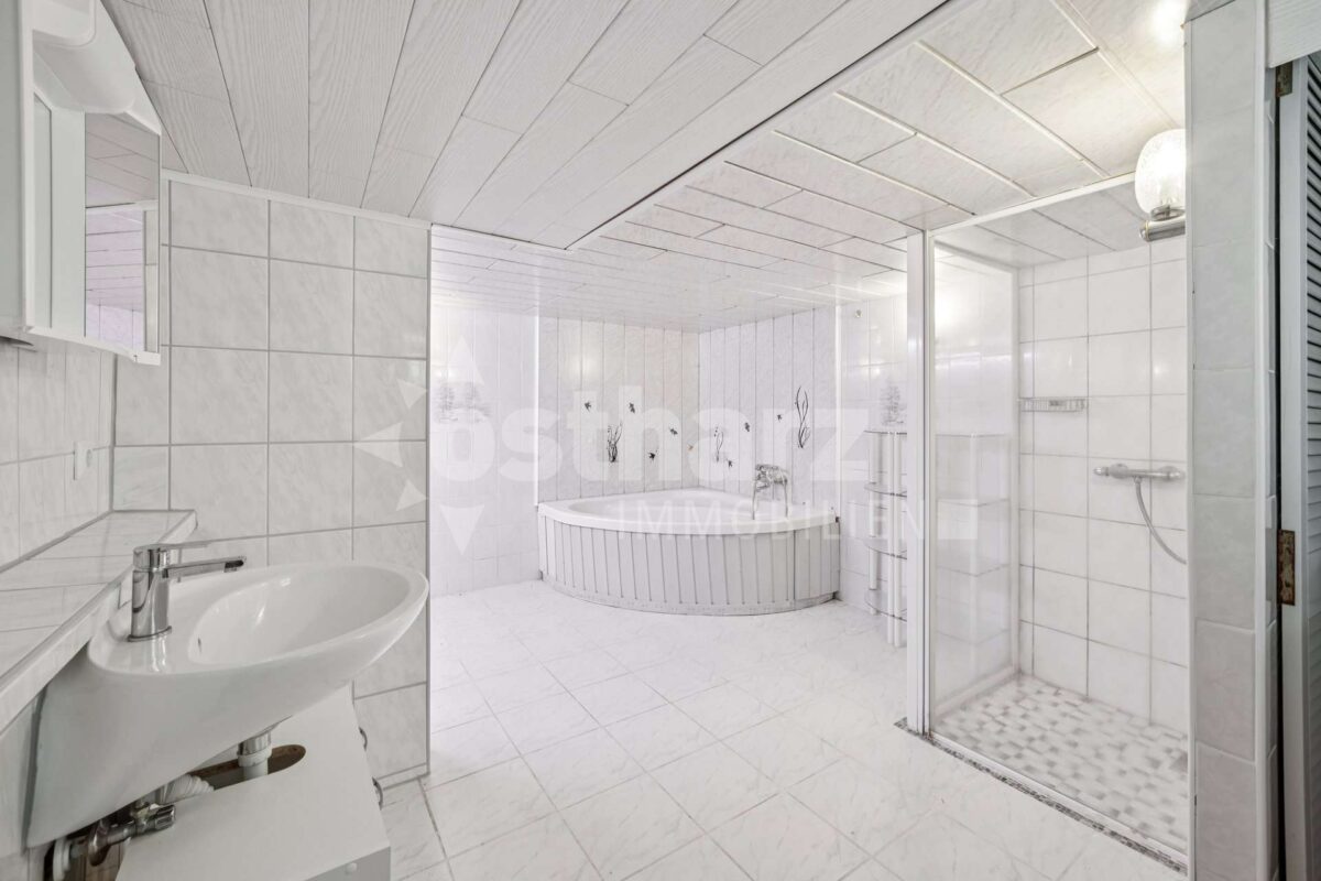 Badezimmer im Keller