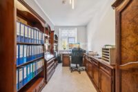 Arbeitszimmer