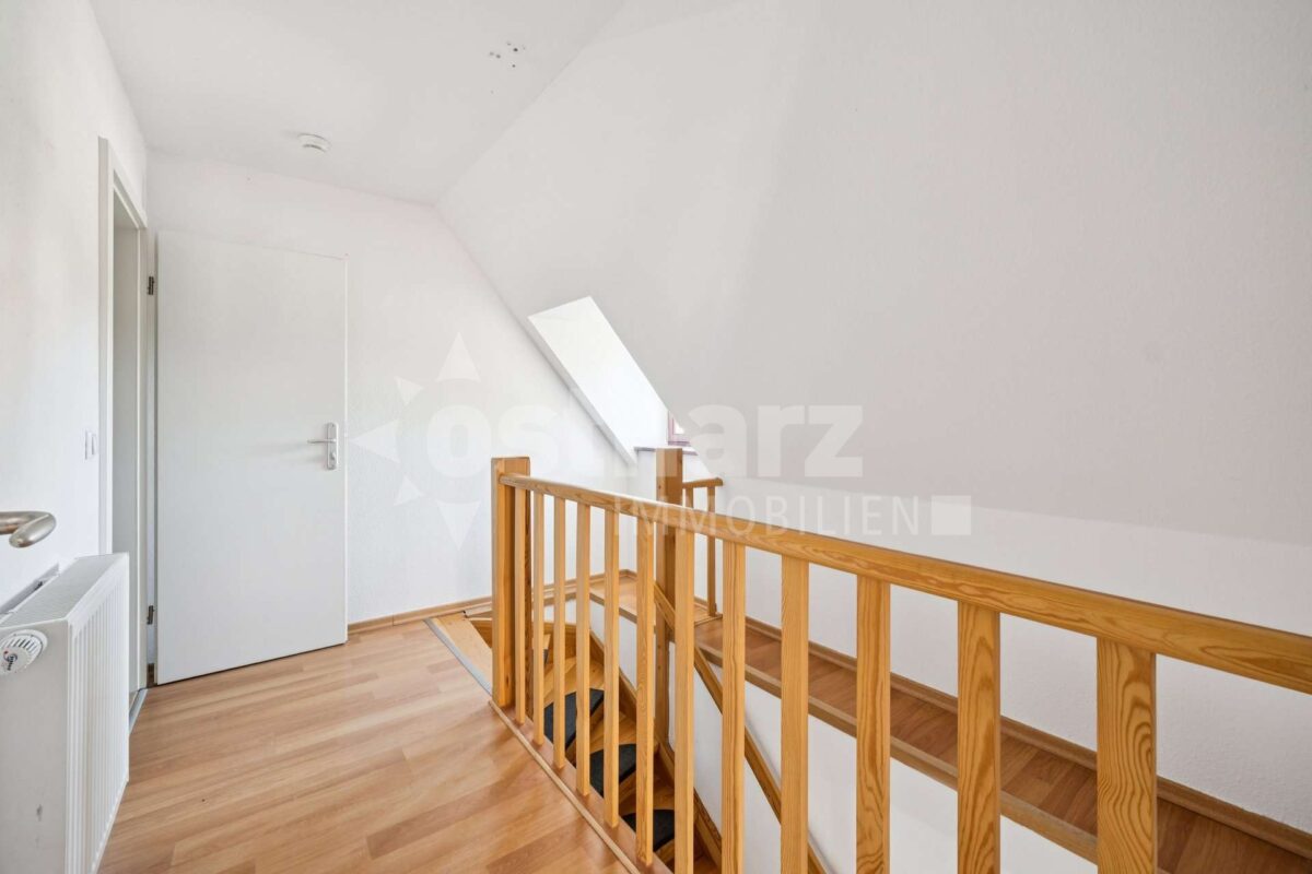 Treppenhaus - Maisonette Wohnung OG