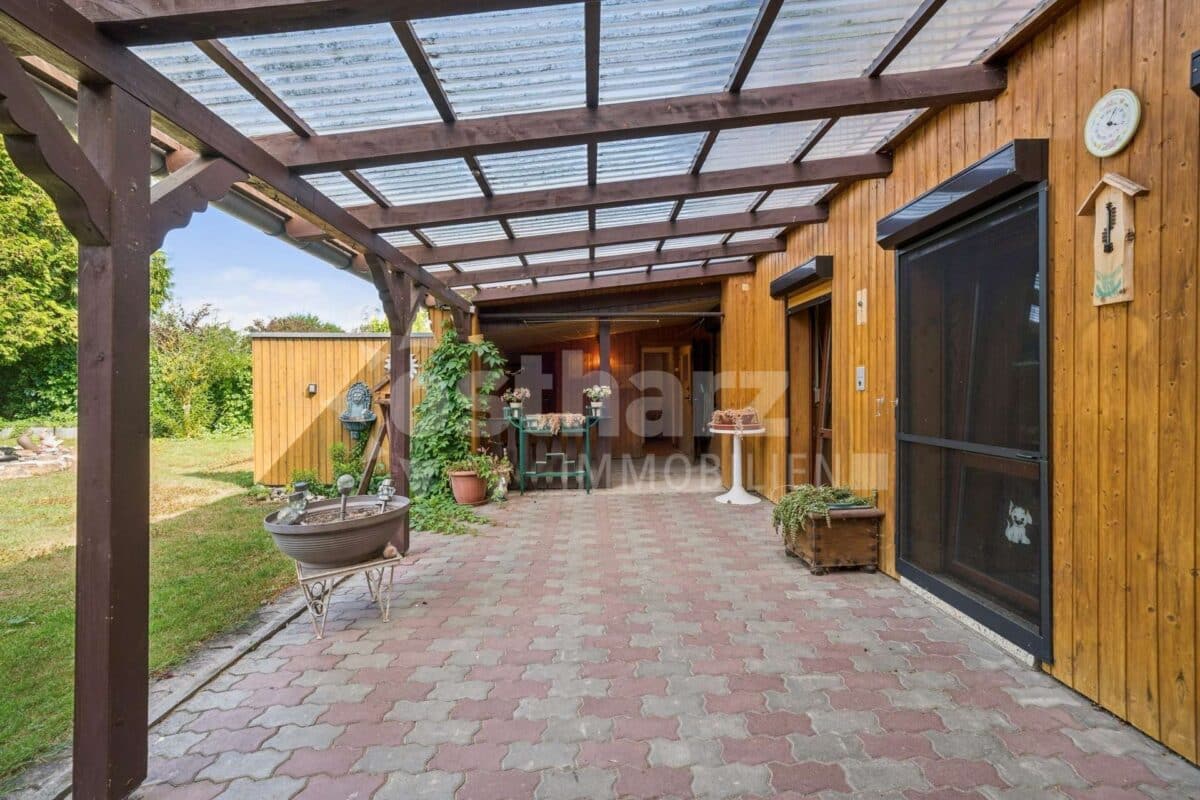 überdachte Terrasse