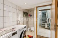 Bad mit Dusche EG