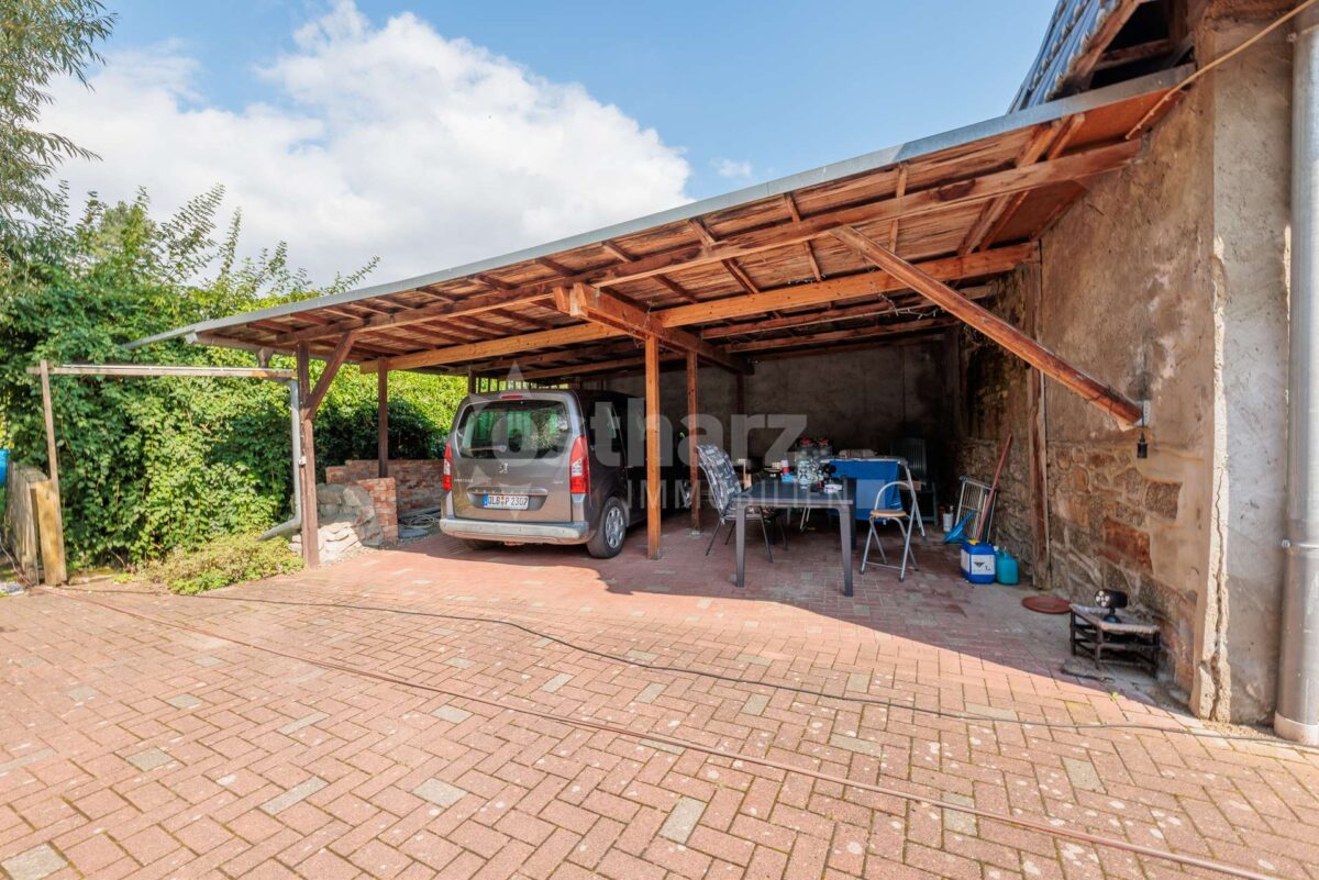Carport